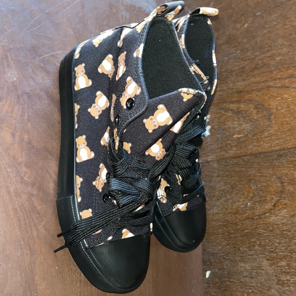 Hot Topic - black high top teddy bear sneakers - Size 8